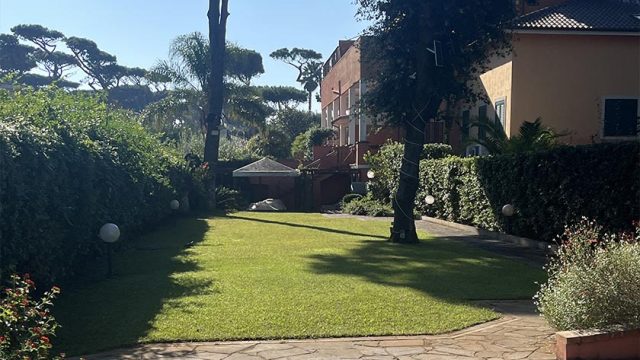 Villa plurifamiliare via Foce Verde 01