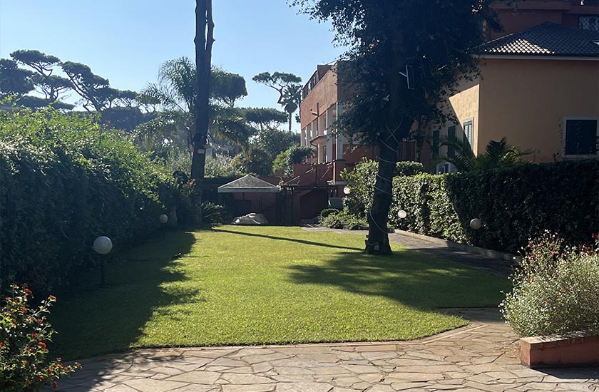 Villa plurifamiliare via Foce Verde 01